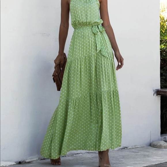 Halter maxi Dress - Picture 5 of 8